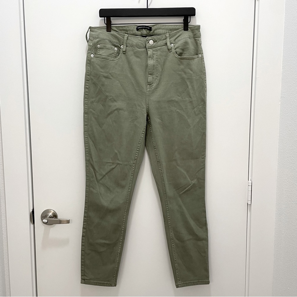 Calvin Klein Light Oliver Green Skinny Jeans - 14